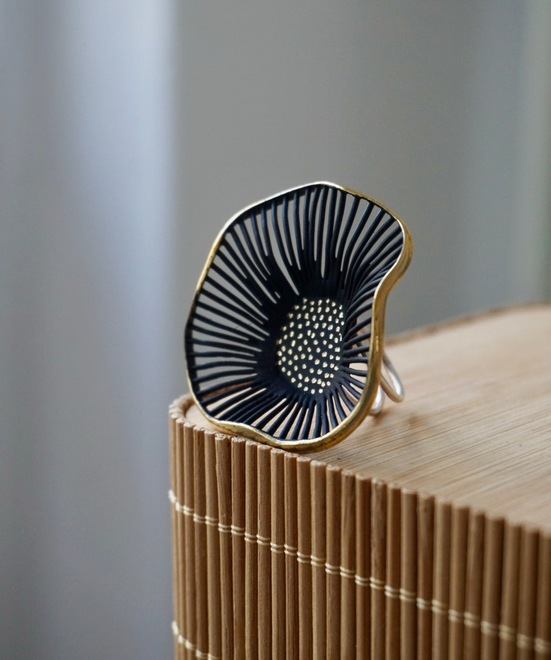 Anello Anemone Grande