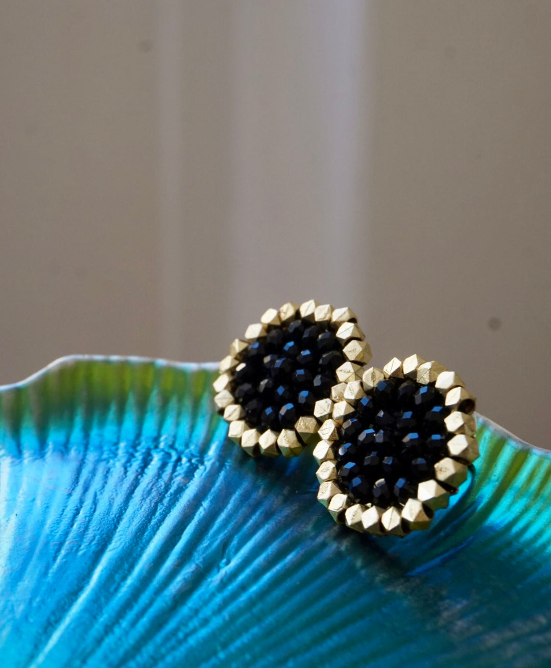 Orecchini Oro + Cristalli Neri